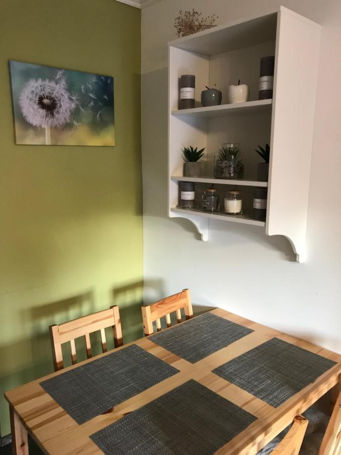 גיולה Pitypang Apartman מראה חיצוני תמונה